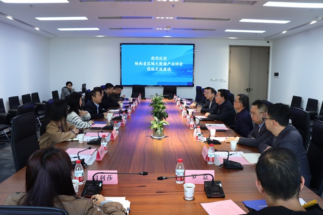 IMG_0555.JPG IMG_0555.JPG